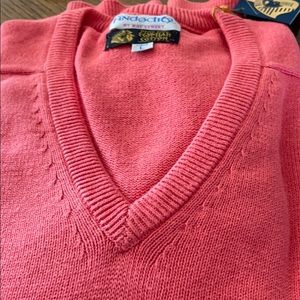 Large men’s sweater of 100% fine Egyptian cotton.